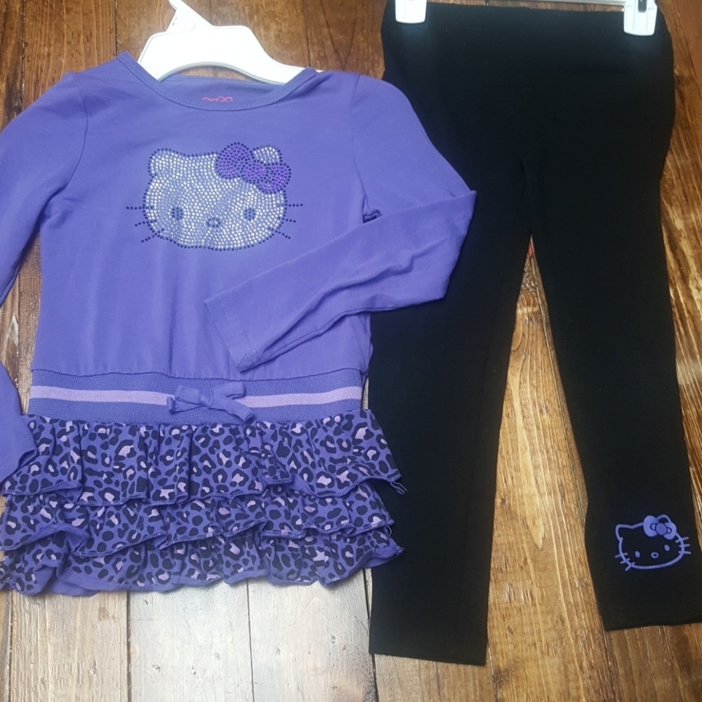Hello kitty matching set